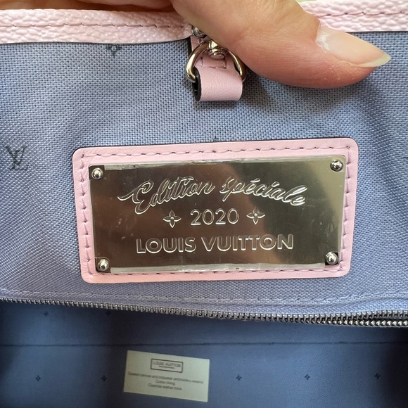 New Louis Vuitton OnTheGo Okinawa Special Edition Tote GM Leather Bag - Picture 9 of 11